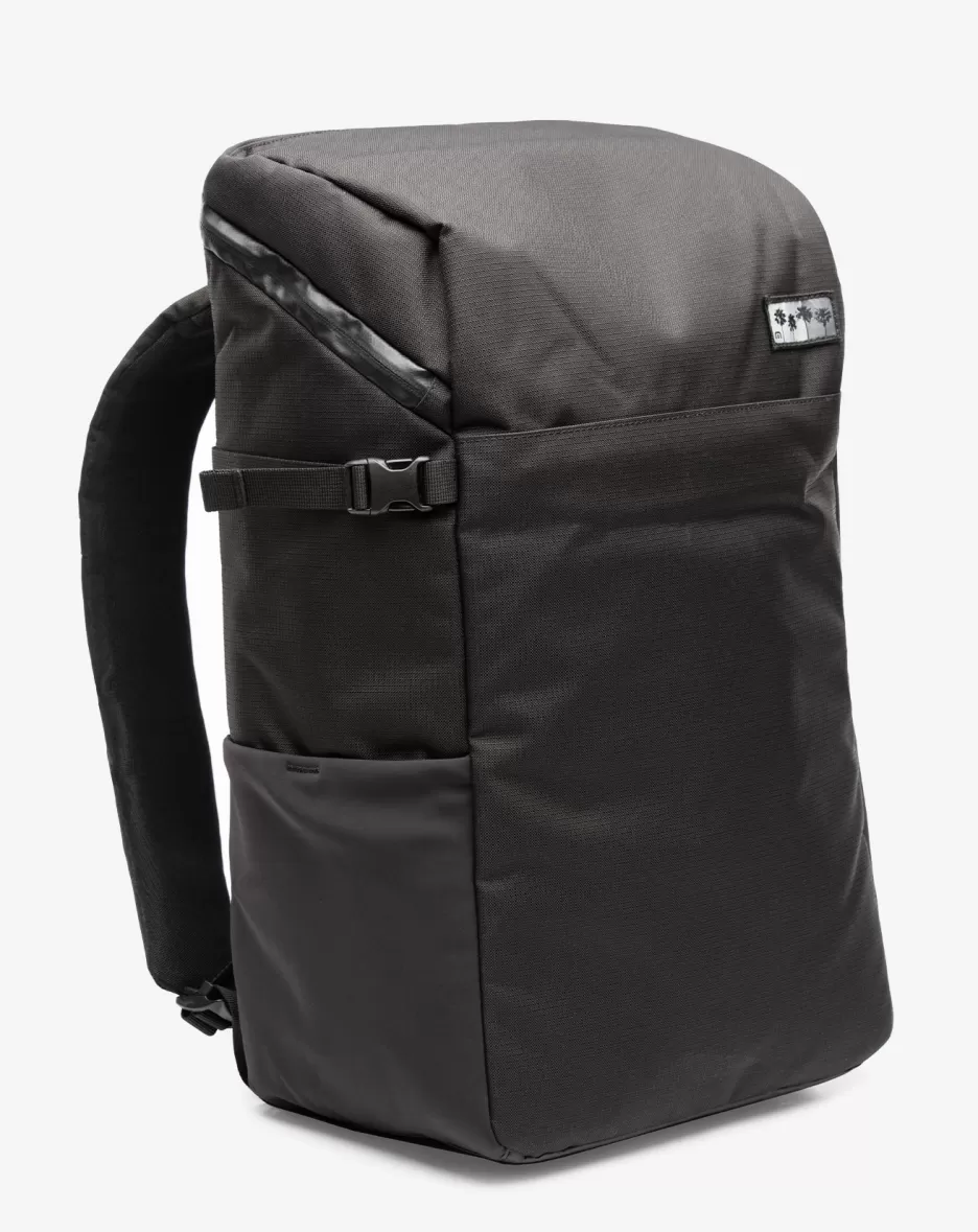 BELOW ZERO BACKPACK COOLER*TravisMathew Sale