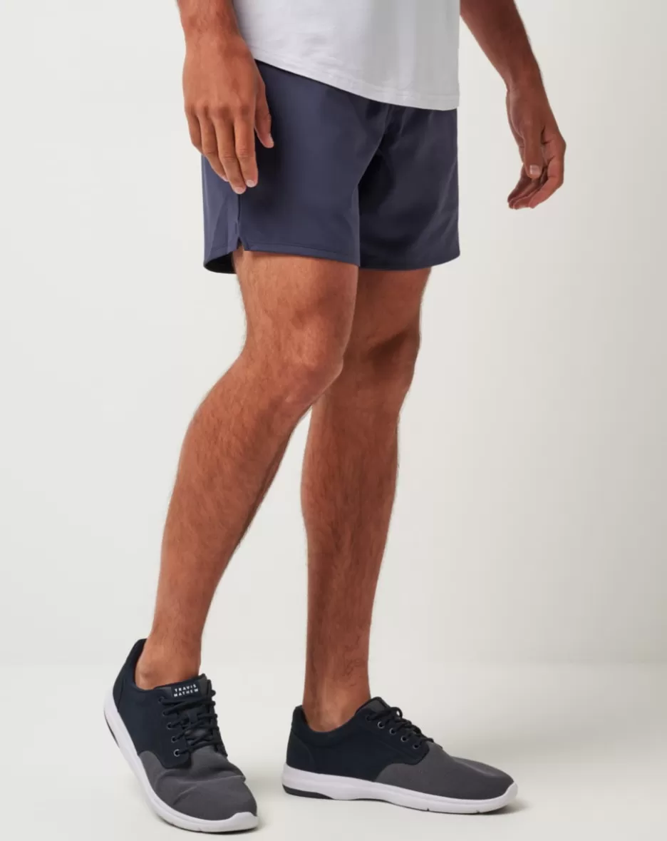 CLOUD TRACK SHORT 7IN*TravisMathew Clearance