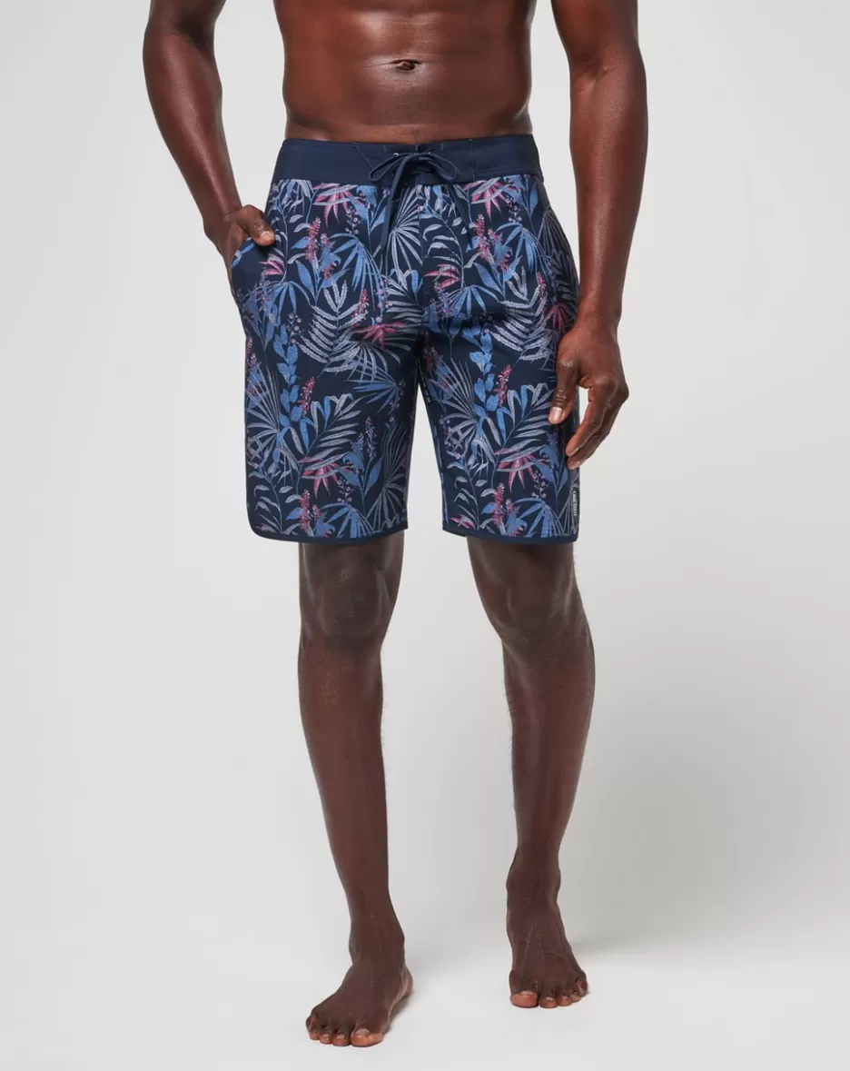 COOL AS A COCONUT BOARDSHORT*TravisMathew Online