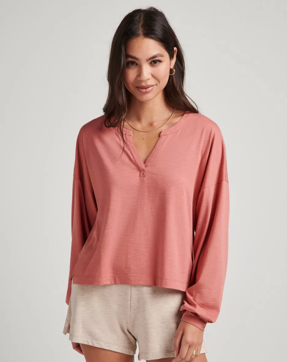 GIRLS NIGHT TOP*TravisMathew Flash Sale