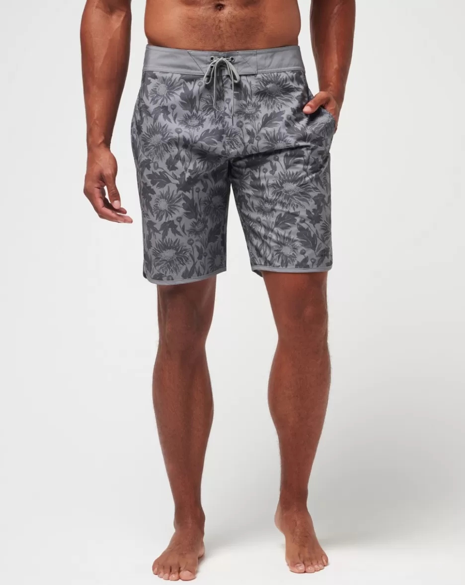 GREEN BOTTLES BOARDSHORT*TravisMathew Online