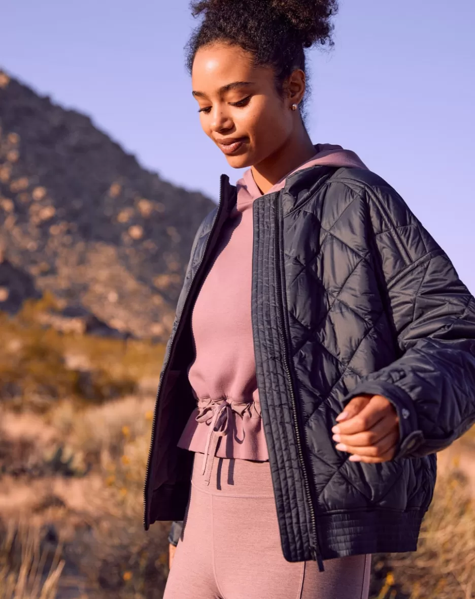 LIGHTS AT NIGHT QUILTED JACKET*TravisMathew Shop