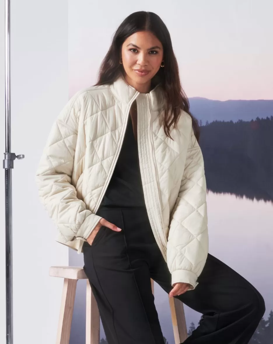 LIGHTS AT NIGHT QUILTED JACKET*TravisMathew Clearance