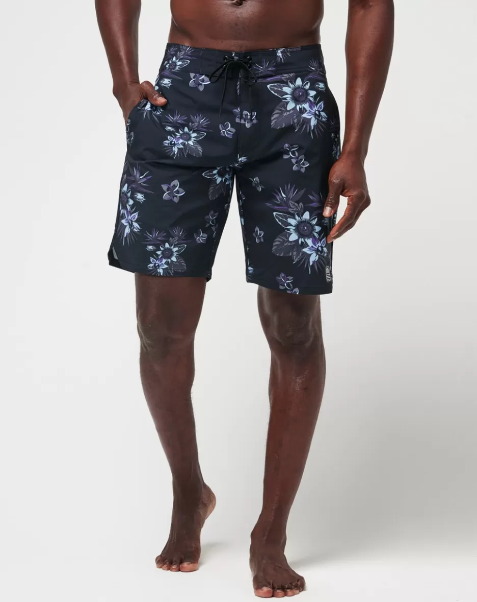 TIKI TIME BOARDSHORT*TravisMathew Hot